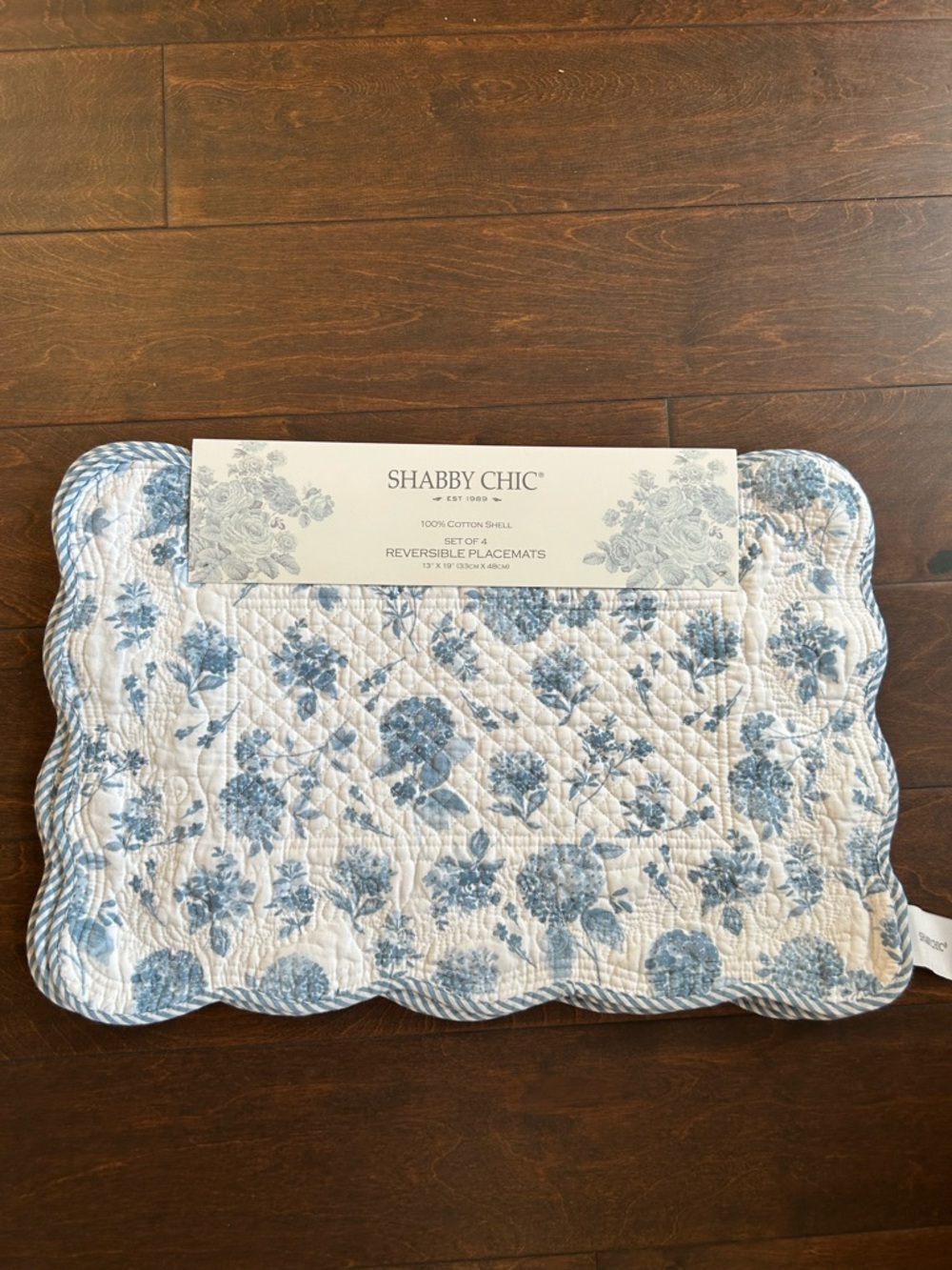 Shabby Chic 4 Scalloped Quilted Blue White Placemats New Floral  Striped